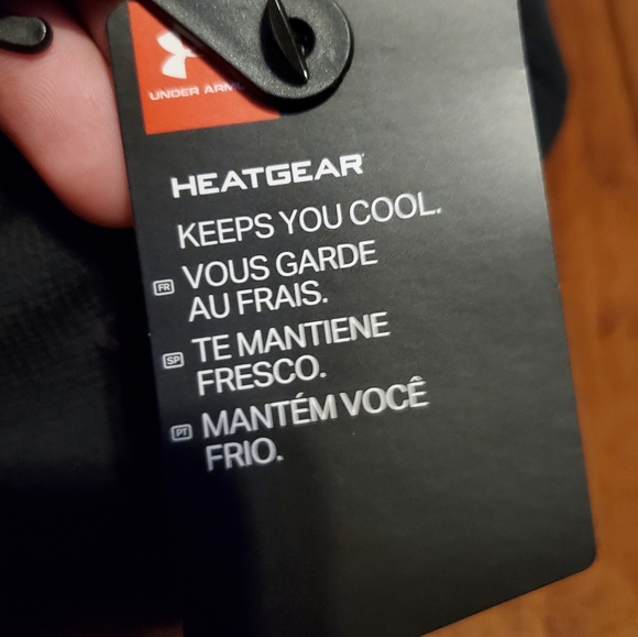 NWT Under Armour Men's Hat - Picture 3 of 6